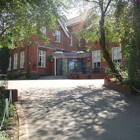 ヒルズコート ホテル Barnt Green エクステリア 写真