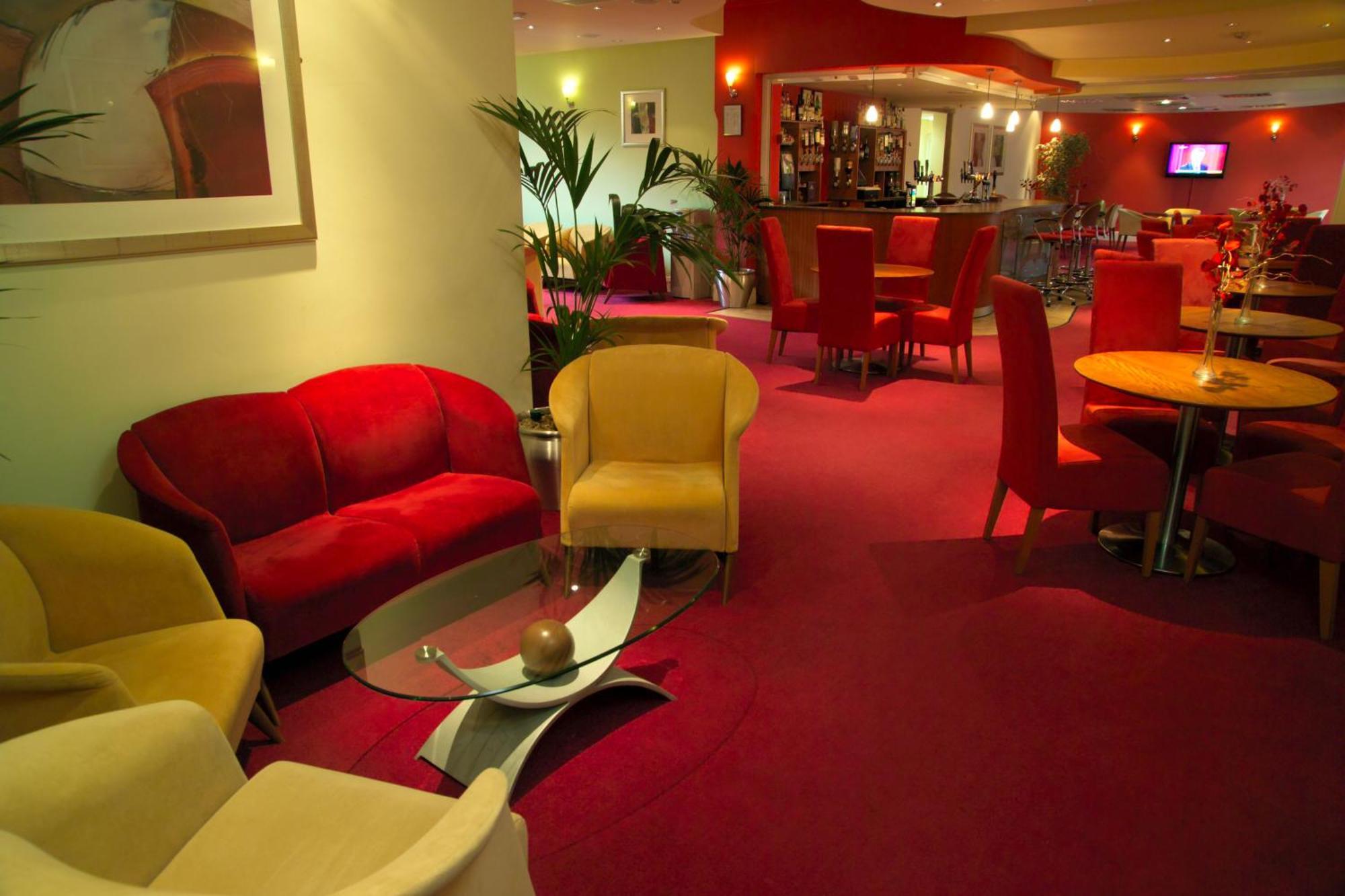 ヒルズコート ホテル Barnt Green エクステリア 写真
